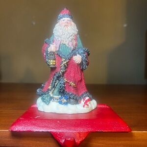 Vintage Cedar Creek Christmas Collection Santa Stocking Hanger Cast Iron Base